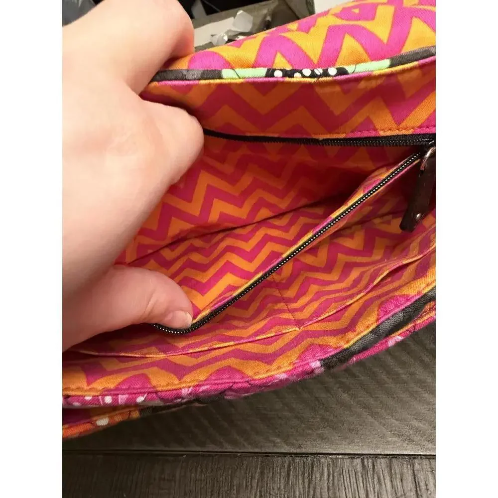 Vera Bradley Turnlock Crossbody Bag in Ziggy Zinnia pattern - Picture 9 of 13